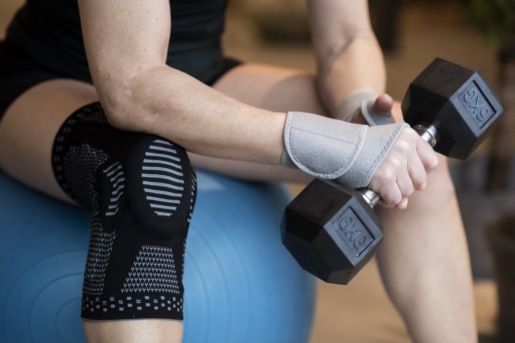 Knebeskyttelse Stable - Svart