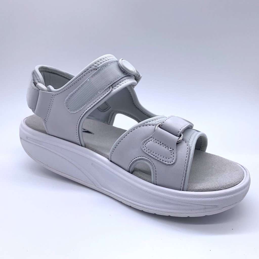 Størrelse 36 & 40 - MBT Kisumu Classic Sandal for kvinner - hvit